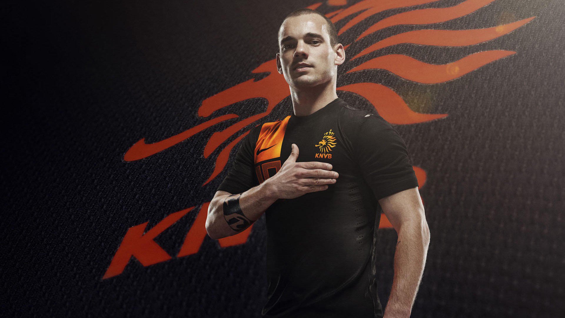 巴黎圣日尔曼正式官宣新援加盟，豪门再补强，巴黎圣日尔曼全队合照